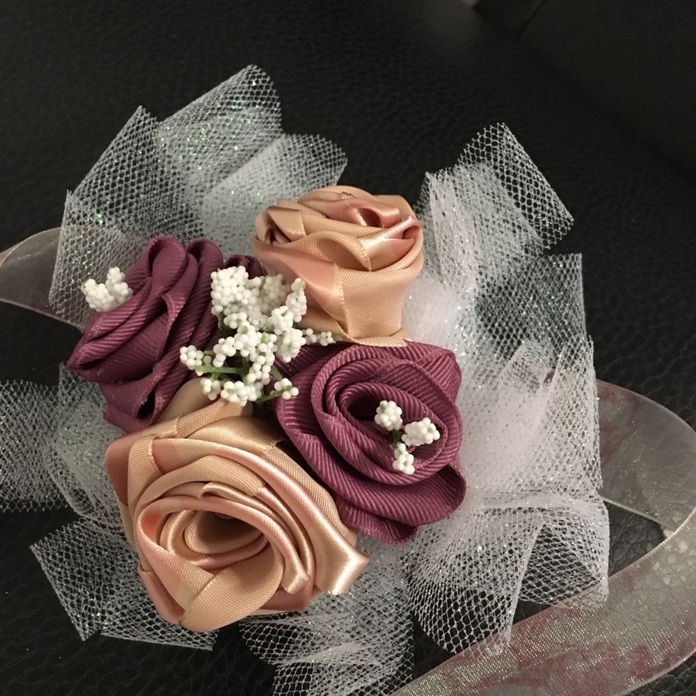 Handmade wrist corsage! Wedding, prom, party